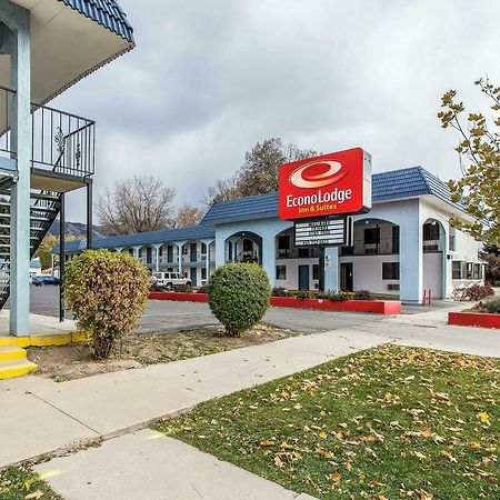 Econo Lodge Inn & Suites Logan Εξωτερικό φωτογραφία