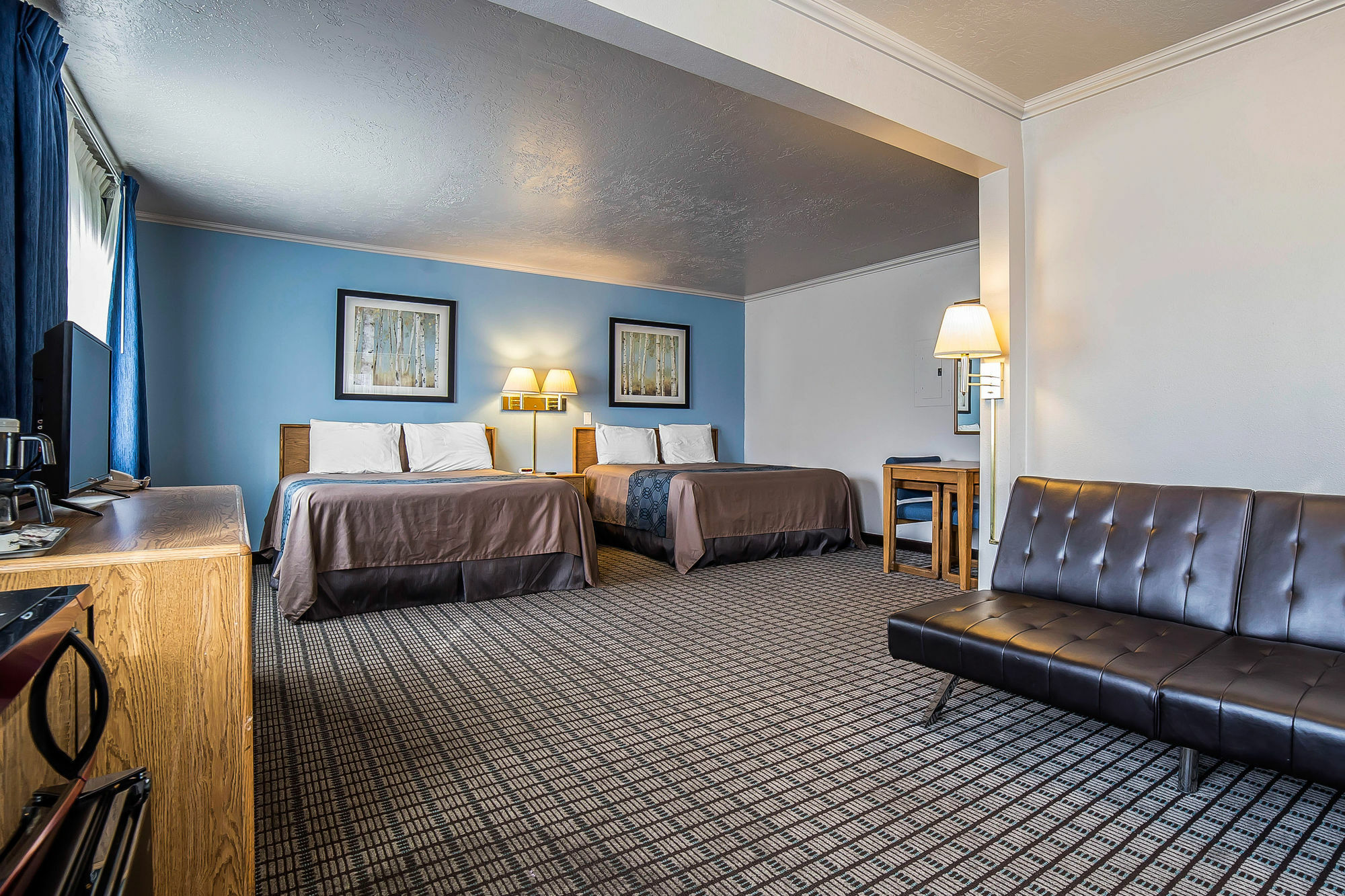 Econo Lodge Inn & Suites Logan Εξωτερικό φωτογραφία